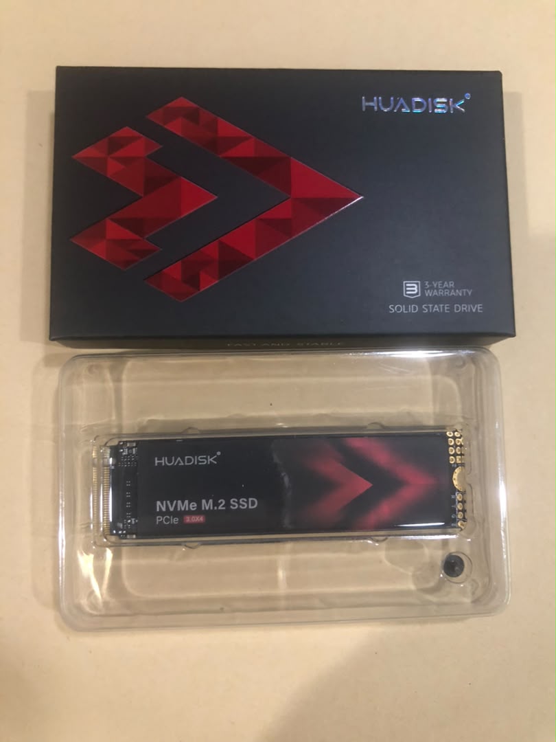Actual Huadisk NVMe SSD product and packaging